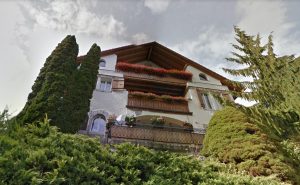 Real Estate Switzerland Luxury Apartment for sale Gstaad Ski Region